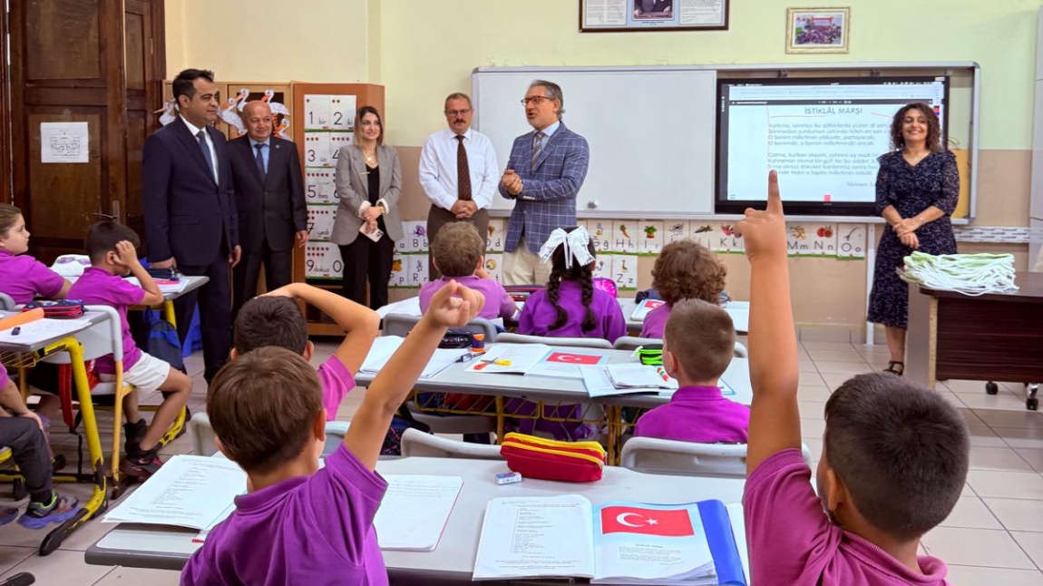 Fatih İlçe Milli Eğitim Müdürü'nden Okulumuza Ziyaret